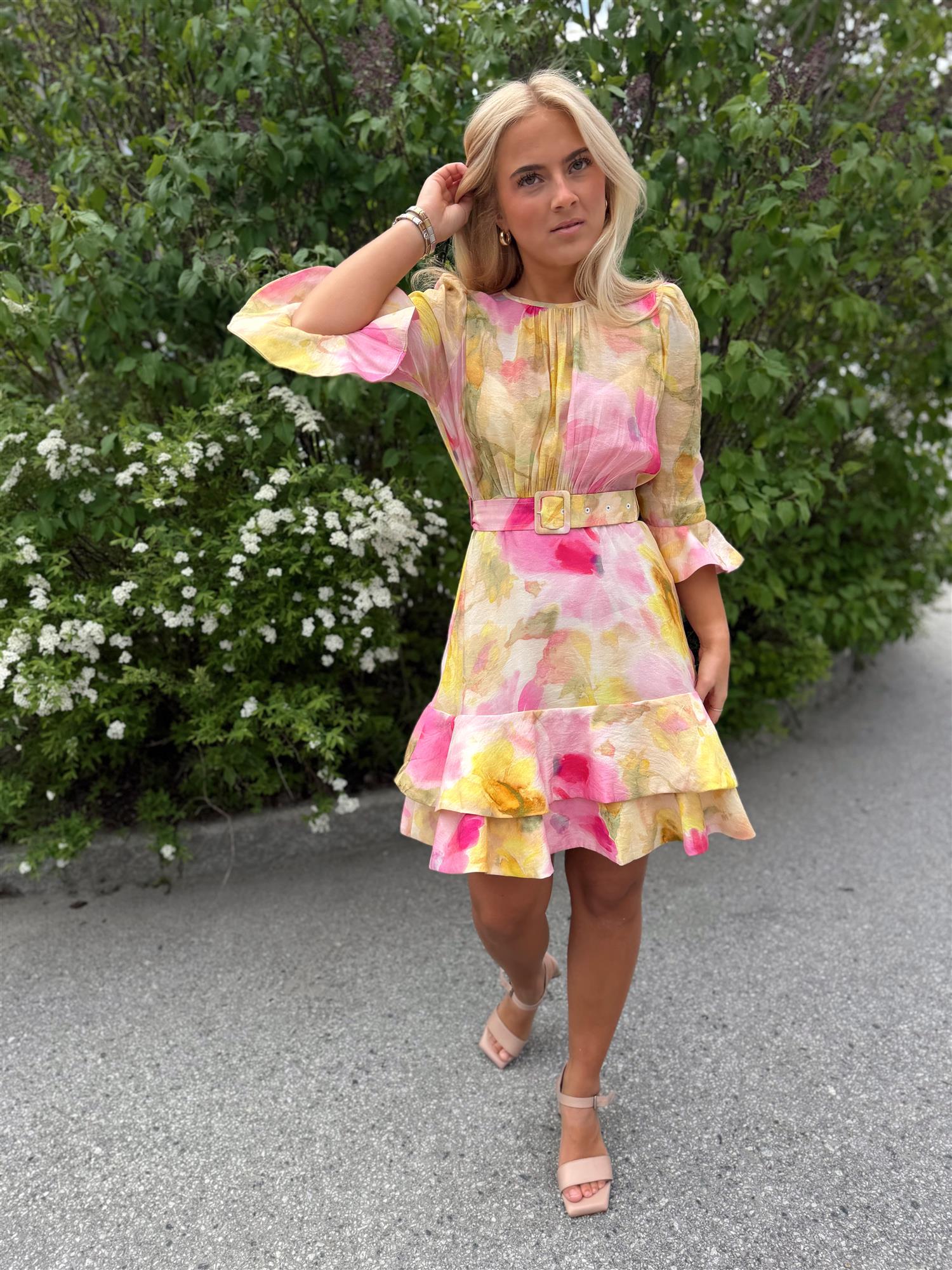 by timo bohemian mini dress By TiMo Bohemian mini dress, Red Flowers, Small. Ubrukt